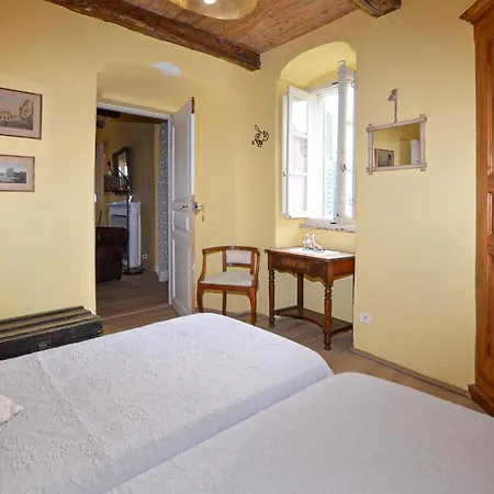 4 Bedroom Amazing In Holiday home *