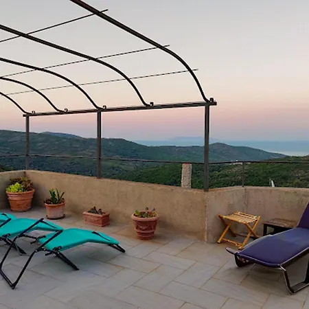 Vakantiehuis 4 Bedroom Amazing In Cagnano