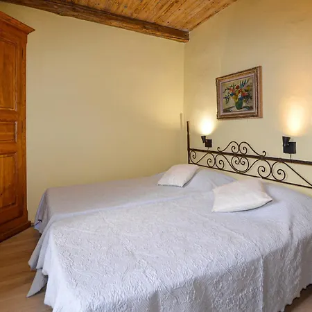Дом отдыха 4 Bedroom Amazing In Каньяно